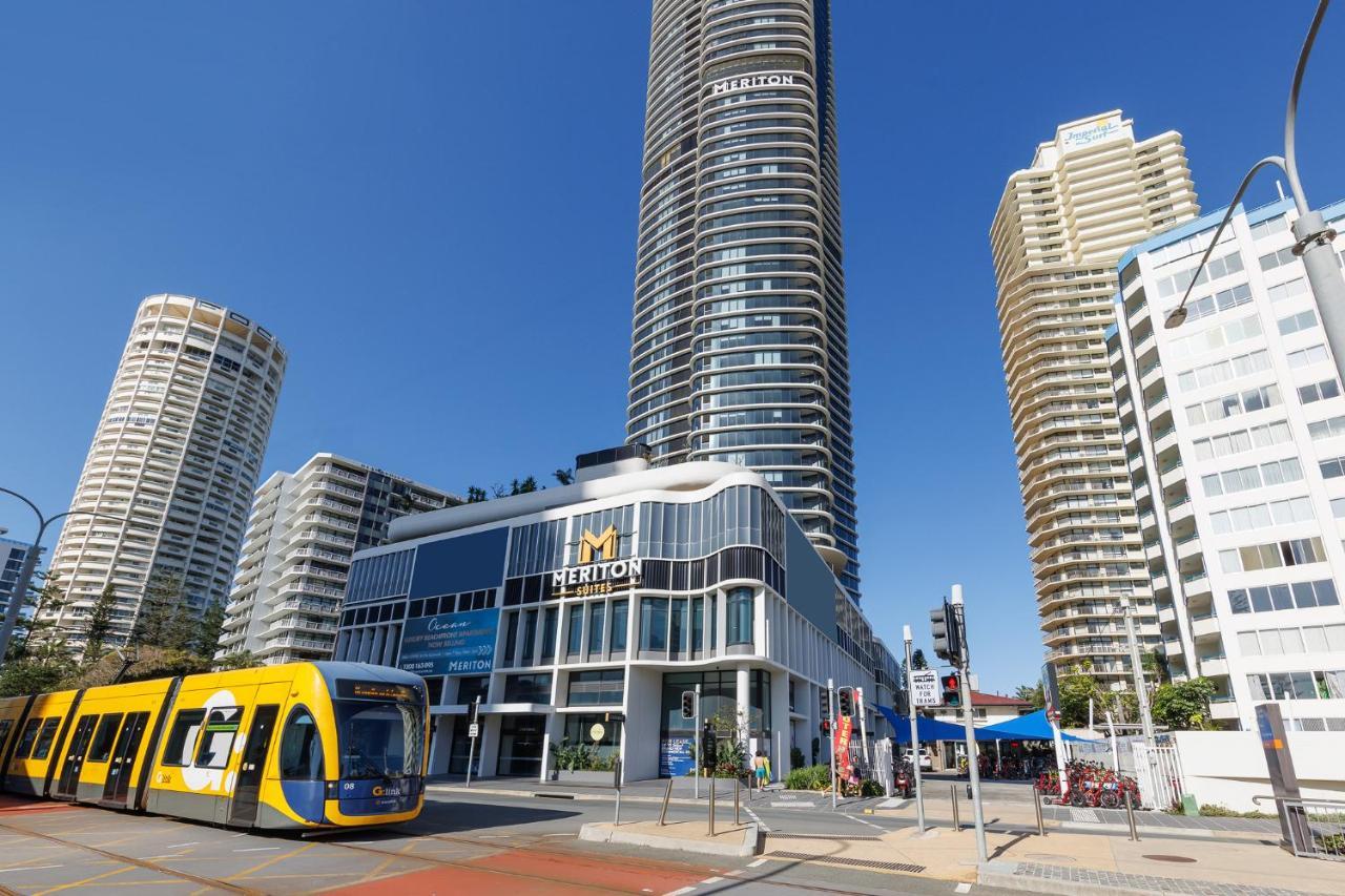 Meriton Suites Surfers Paradise Gold Coast Exterior photo