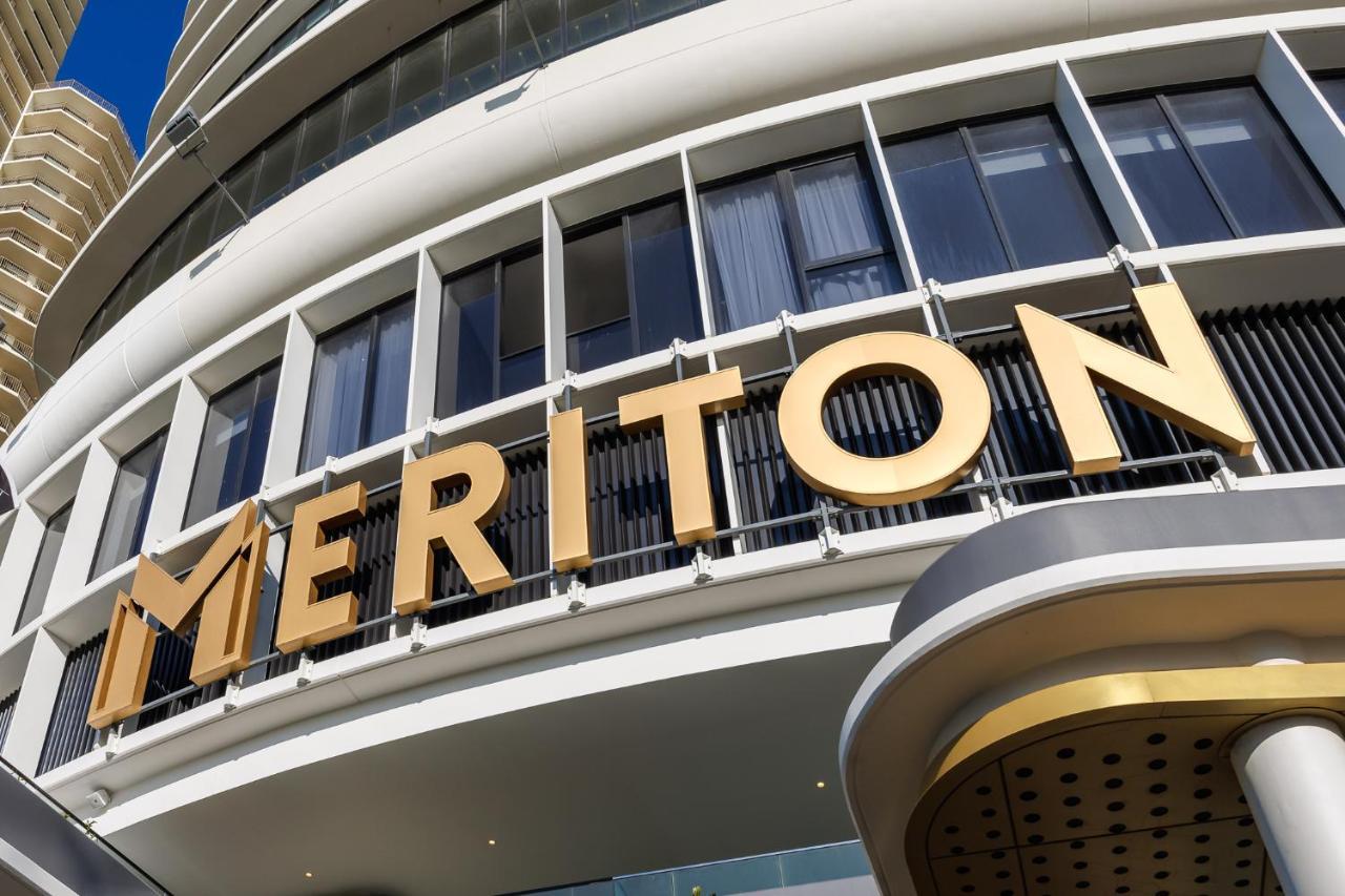 Meriton Suites Surfers Paradise Gold Coast Exterior photo