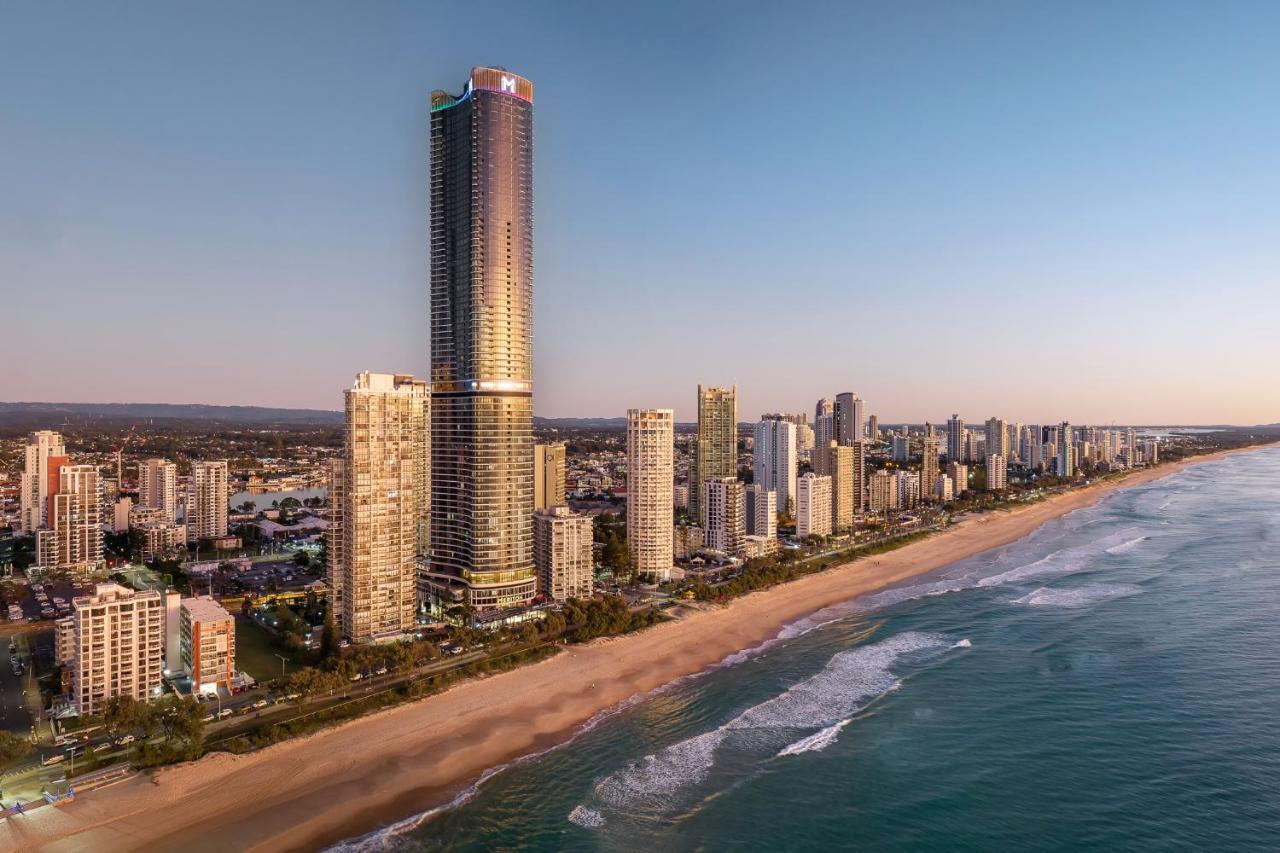 Meriton Suites Surfers Paradise Gold Coast Exterior photo